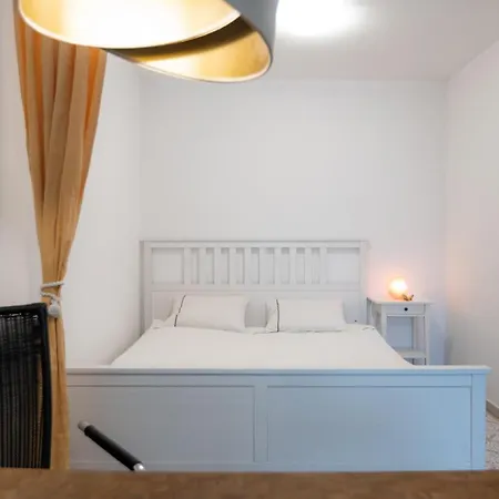 Schoki Langerfeld Apartment Wuppertal